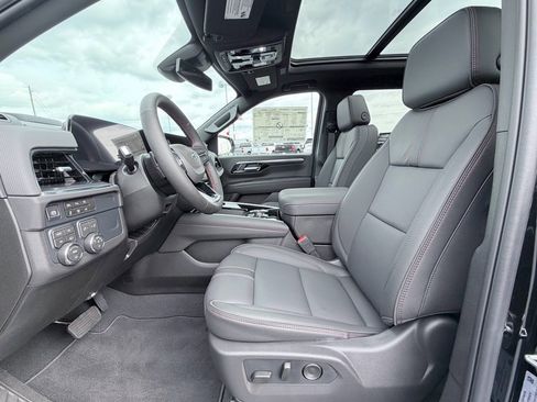 New 2026 Chevrolet Suburban RST image 23