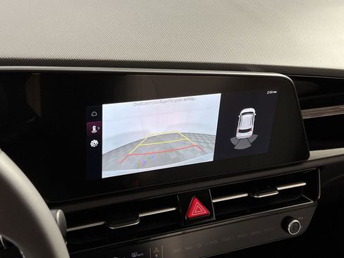 New 2026 Kia Niro EX image 17