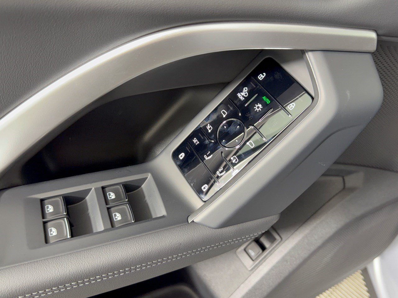 New 2026 Audi Q5 Premium Plus AWD/4WD image 15