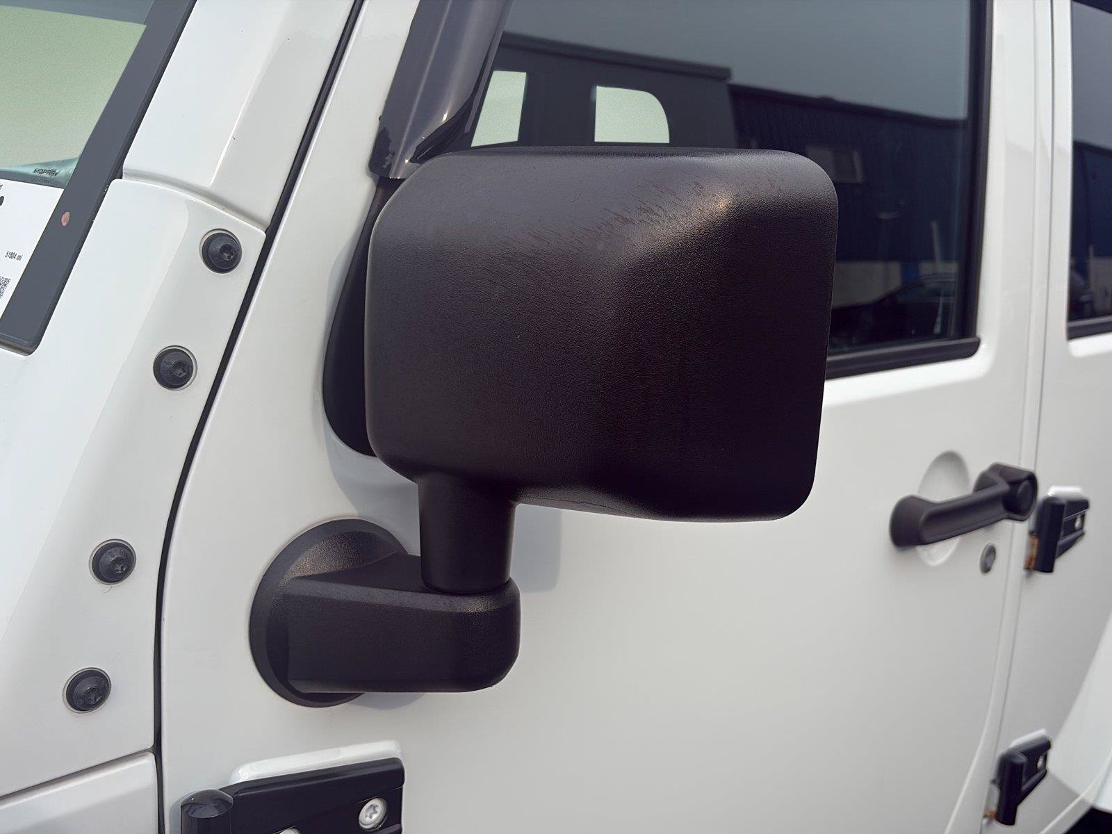 Used 2018 Jeep Wrangler Unlimited Sport AWD/4WD image 9