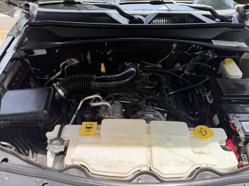 Used 2012 Jeep Liberty Sport RWD image 21