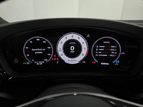 New 2025 Porsche Cayenne GTS image 15