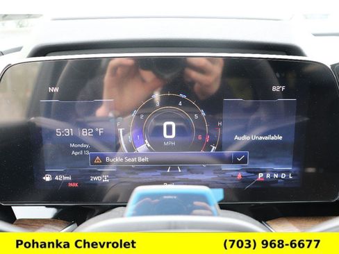 New 2026 Chevrolet Suburban High Country AWD/4WD image 9