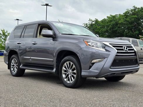 Used 2019 Lexus GX 460 Premium w/ Premium Package AWD/4WD image 7