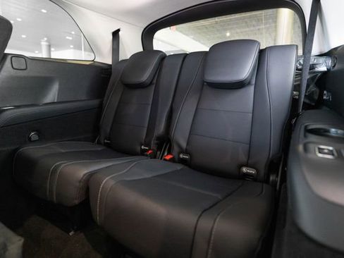 New 2026 Mercedes-Benz GLS 450 4MATIC image 35