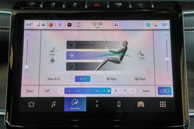 Used 2022 Jeep Grand Cherokee Limited RWD image 16