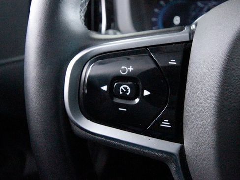 Certified 2025 Volvo XC60 B5 Plus image 18