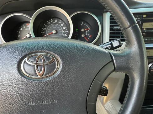 Used 2007 Toyota 4Runner Sport RWD image 25