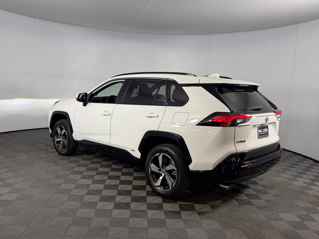 Used 2025 Toyota RAV4 SE AWD/4WD image 9