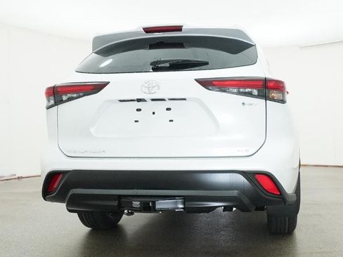 New 2026 Toyota Highlander XLE AWD/4WD image 10