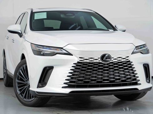 Used 2025 Lexus RX 350 Premium w/ Convenience Package image 4