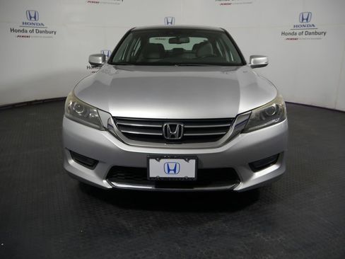 Used 2015 Honda Accord EX-L image 2