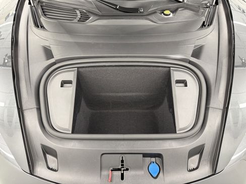 Certified 2023 Porsche Taycan 4 Cross Turismo image 54