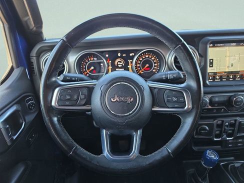 Used 2018 Jeep Wrangler Unlimited Sahara AWD/4WD image 20