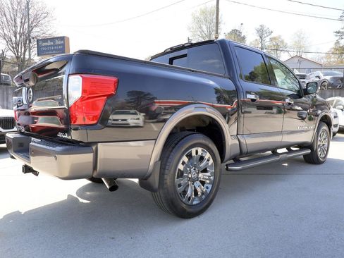 Used 2018 Nissan Titan Platinum Reserve w/ Platinum Utility Package image 7