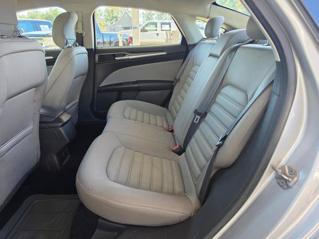 Used 2014 Ford Fusion S FWD image 11