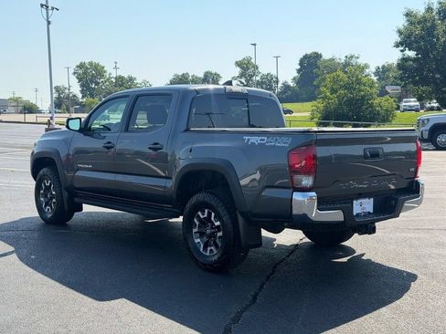 Used 2017 Toyota Tacoma TRD Off-Road w/ Tow Package (A/T) AWD/4WD image 7