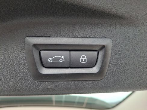 Used 2026 BMW X7 xDrive40i image 31