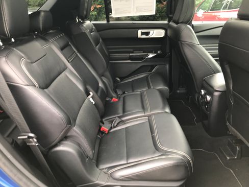 Used 2021 Ford Explorer ST w/ Equipment Group 401A AWD/4WD image 32