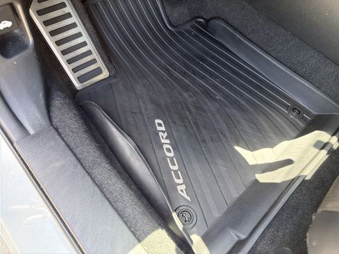 Used 2022 Honda Accord Sport image 10