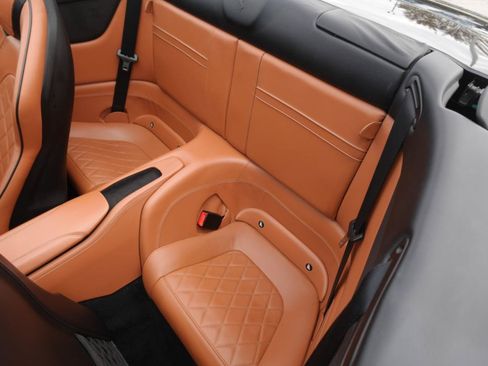 Used 2015 Ferrari California T RWD image 15