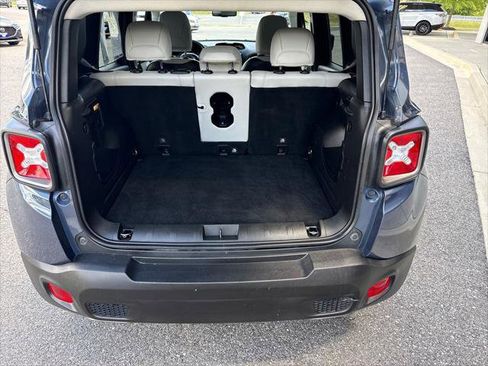 Used 2020 Jeep Renegade Limited AWD/4WD image 28