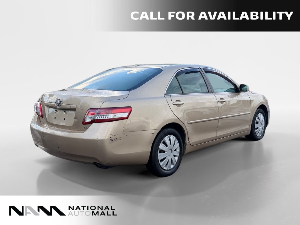 Used 2010 Toyota Camry LE FWD image 5