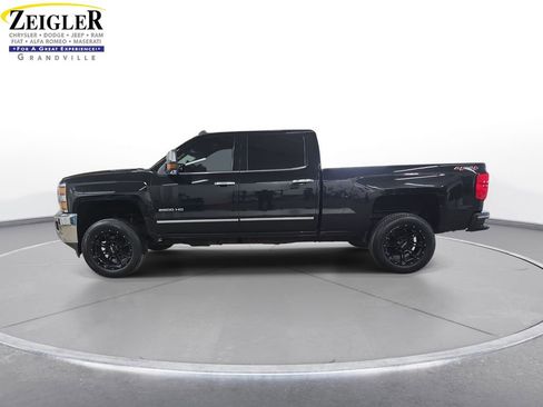 Used 2016 Chevrolet Silverado 2500 LTZ w/ Duramax Plus Package AWD/4WD image 8