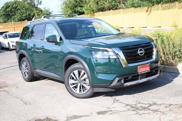 Certified 2025 Nissan Pathfinder SL AWD/4WD image 2