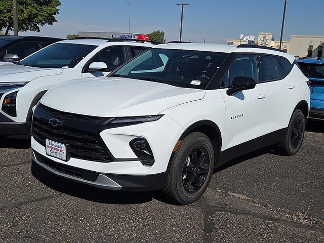 New 2026 Chevrolet Blazer LT w/ Convenience Package FWD image 1