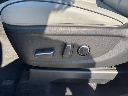 Used 2025 Hyundai Palisade SEL AWD/4WD image 19
