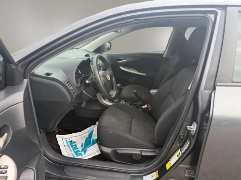 Used 2013 Toyota Corolla S w/ Premium Pkg FWD image 23