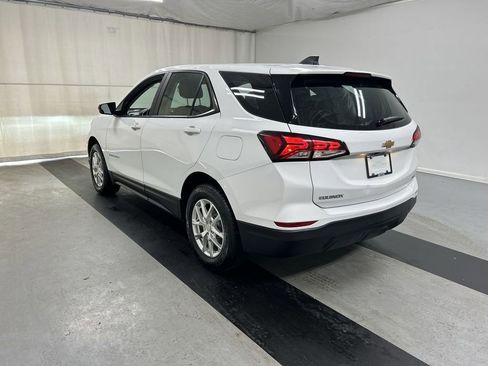 Used 2022 Chevrolet Equinox LS image 7