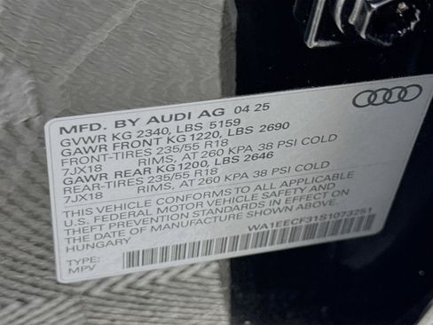 Certified 2025 Audi Q3 2.0T Premium Plus w/ Premium Plus Package image 32