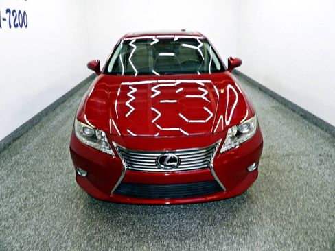 Used 2015 Lexus ES 350 w/ Premium Package FWD image 2