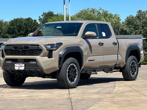 New 2026 Toyota Tacoma TRD Off-Road AWD/4WD image 8