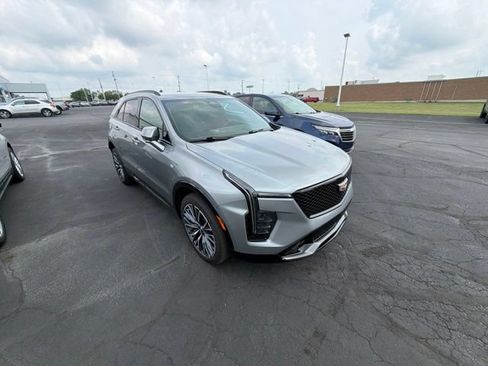 Used 2024 Cadillac XT4 Sport AWD/4WD image 2