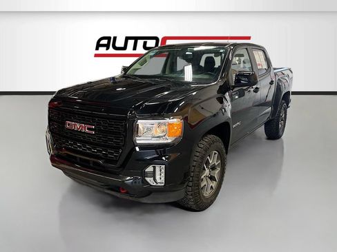 Used 2022 GMC Canyon AT4 w/ Trailering Package AWD/4WD image 3