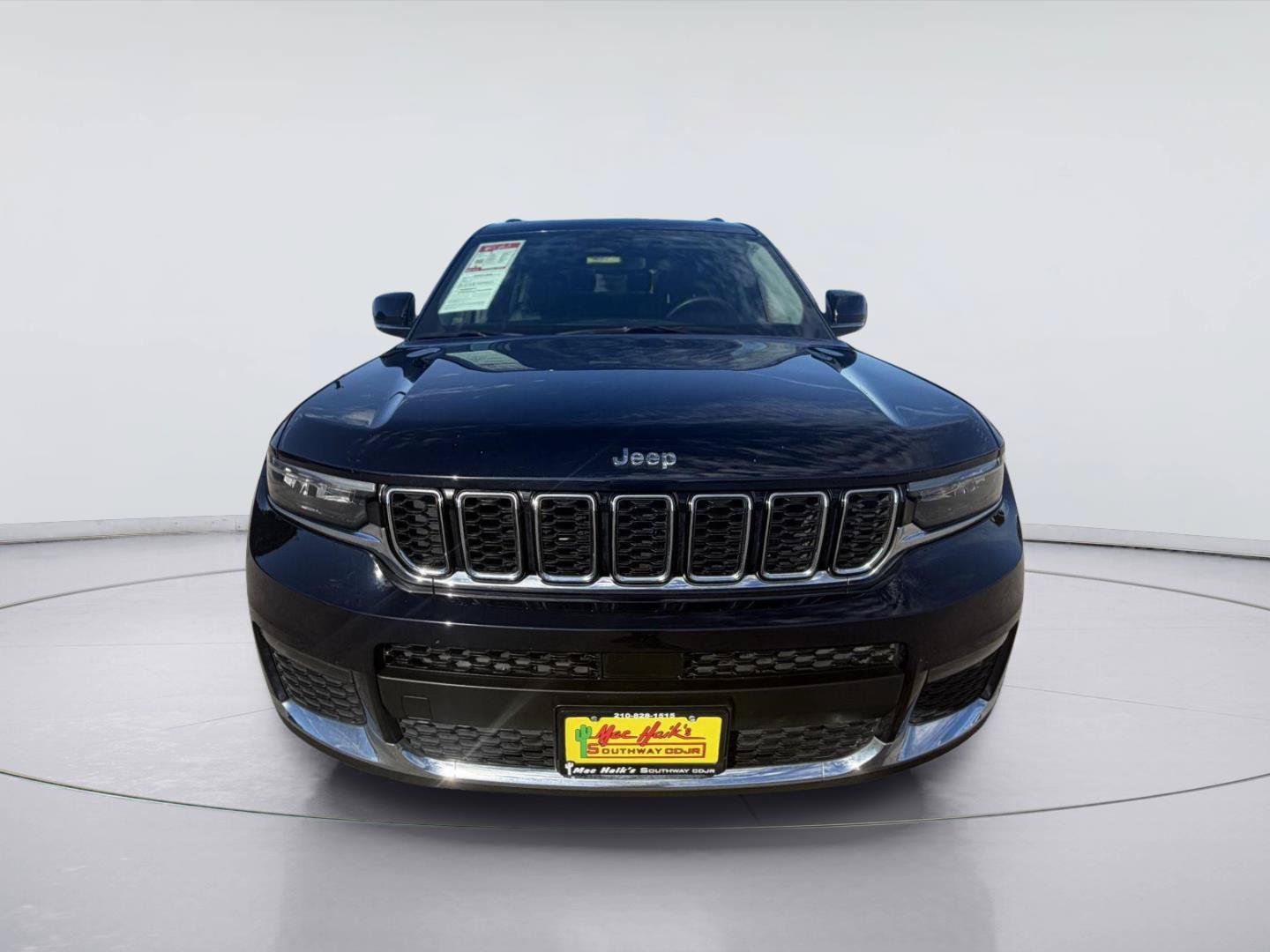 Used 2023 Jeep Grand Cherokee L Limited w/ Trailer Tow Group (B) AWD/4WD image 10
