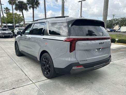New 2026 Kia Carnival SX Prestige FWD image 8