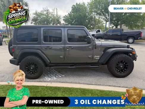 Used 2018 Jeep Wrangler Unlimited Sport S image 3