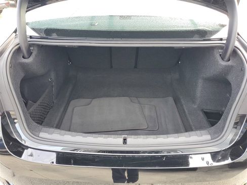 Used 2025 BMW 330i Sedan image 11