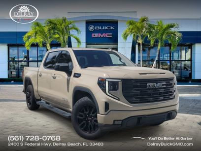 Used 2022 GMC Sierra 1500 Elevation w/ LPO, Elevation Black Package