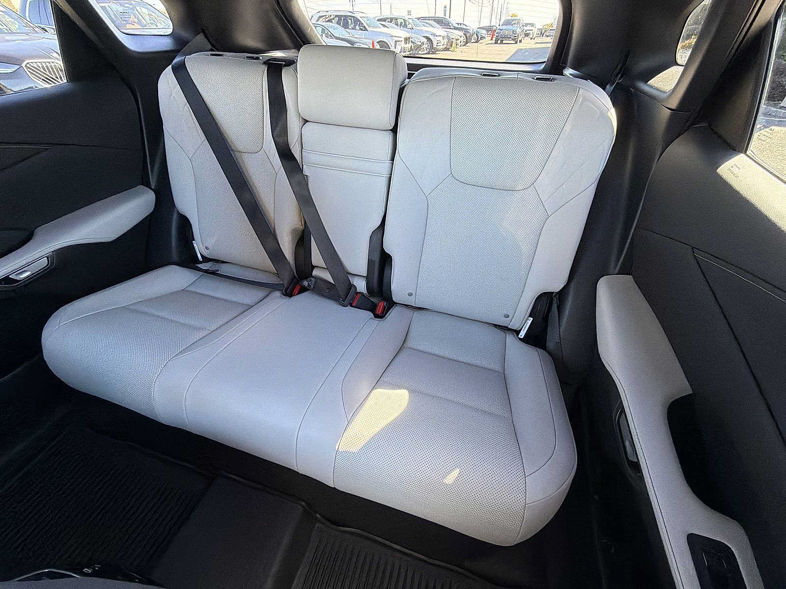 Used 2023 Lexus RX 350 Premium w/ Accessory Package AWD/4WD image 21