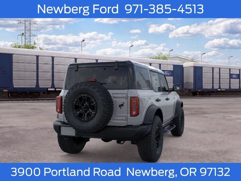 New 2026 Ford Bronco Badlands AWD/4WD image 8