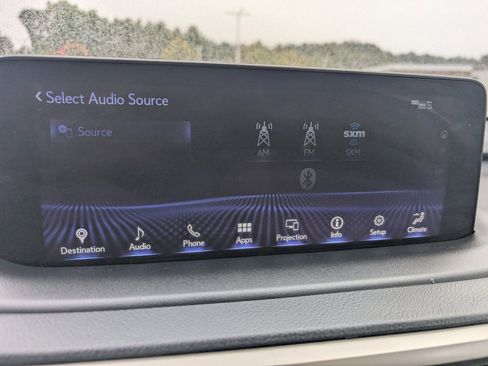 Used 2022 Lexus RX 450hL Luxury image 27