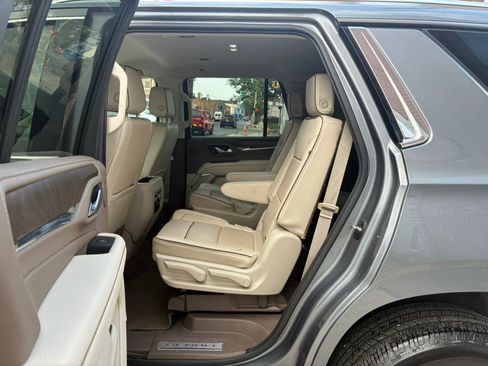 Used 2022 GMC Yukon Denali w/ Max Trailering Package AWD/4WD image 10