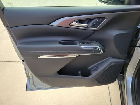 New 2026 Chevrolet Traverse LT w/ Driver Confidence Package image 22