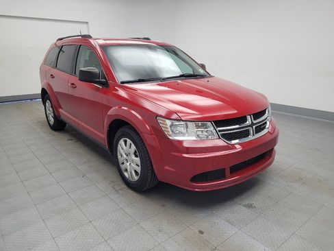 Used 2020 Dodge Journey SE w/ SE Popular Equipment Group FWD image 13