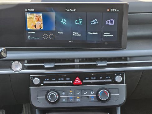 Certified 2025 Hyundai Santa Cruz SE AWD/4WD image 24